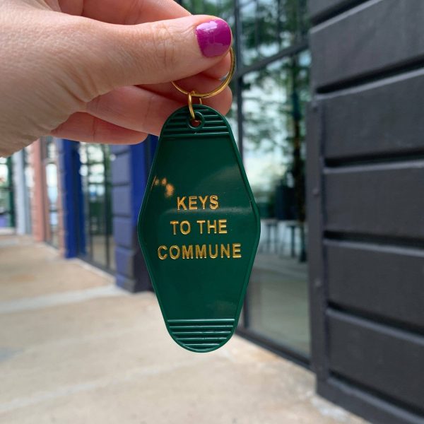 Keys to the Commune Motel Style Keychain For Discount