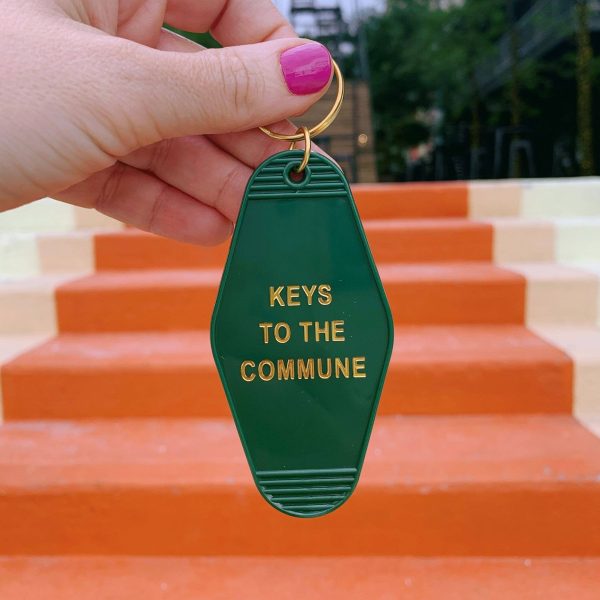 Keys to the Commune Motel Style Keychain For Discount