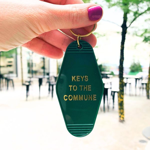 Keys to the Commune Motel Style Keychain For Discount