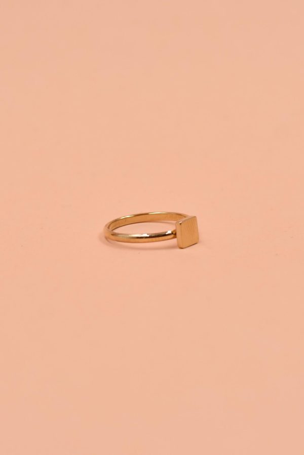 Bague Online now